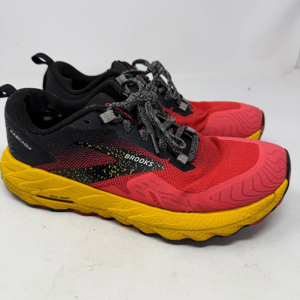 Brooks Trail Running Shoes Womens 8.5 Cascadia 17 Red Black Yellow 1203921B609